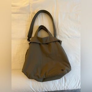 Lululemon On My Level Bag
